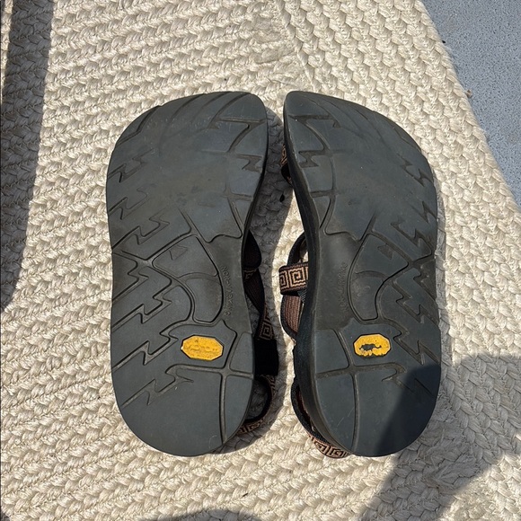 Chaco Black Sandals with Brown Geometric Straps 9 - Picture 3 of 6